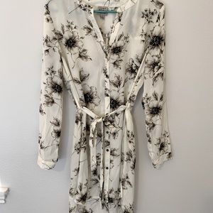 Como Vintage Ivory & Black Floral Long-Sleeve Tunic | S